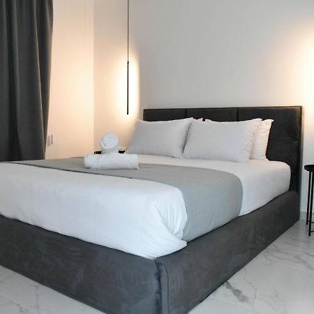 Paphos The Room, Suite 15, Leda Gardens מראה חיצוני תמונה