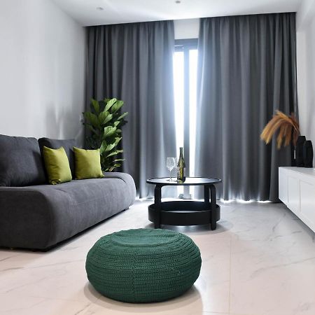 Paphos The Room, Suite 15, Leda Gardens מראה חיצוני תמונה