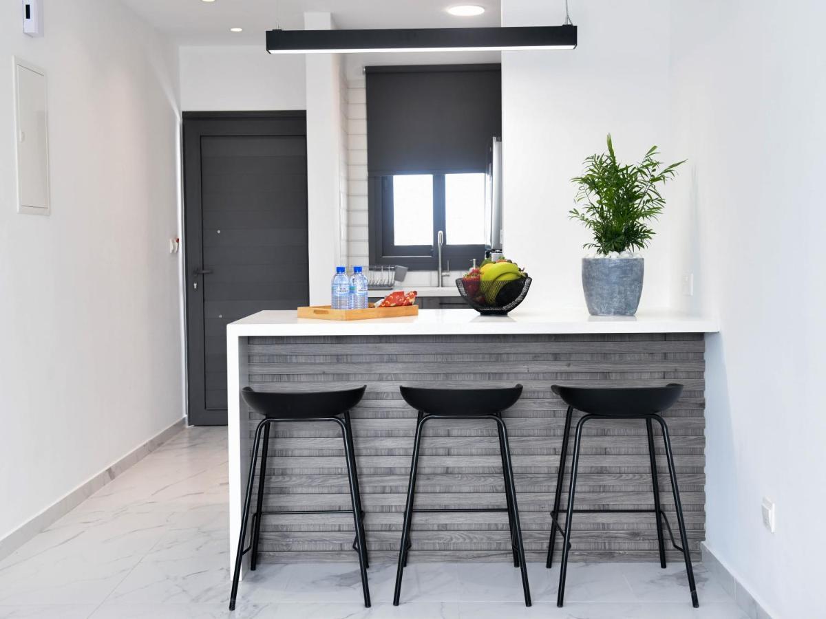 Paphos The Room, Suite 15, Leda Gardens מראה חיצוני תמונה